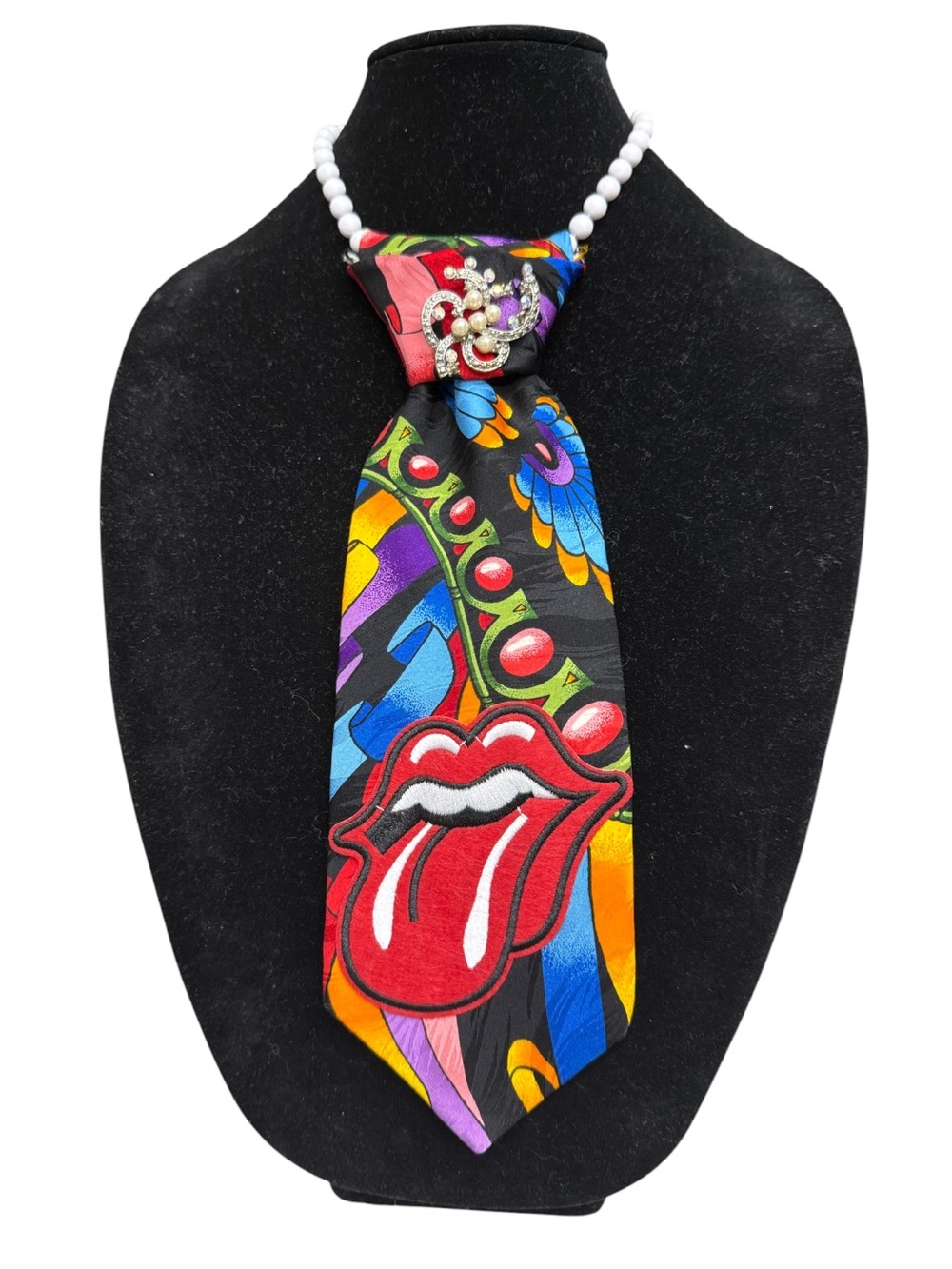 Rolling Stones Tie Necklace with Brooch